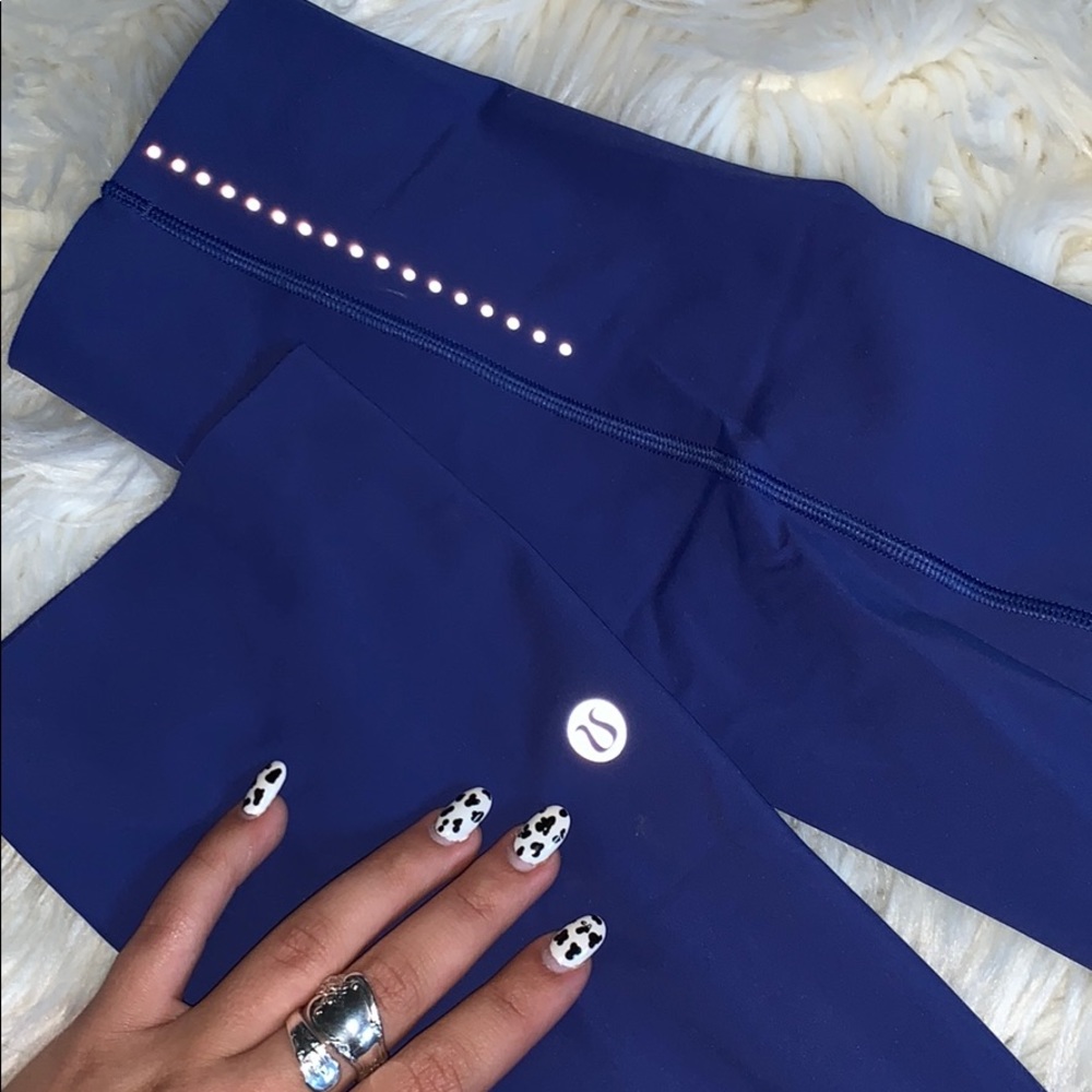 Blue ish purple cropped lululemon leggings